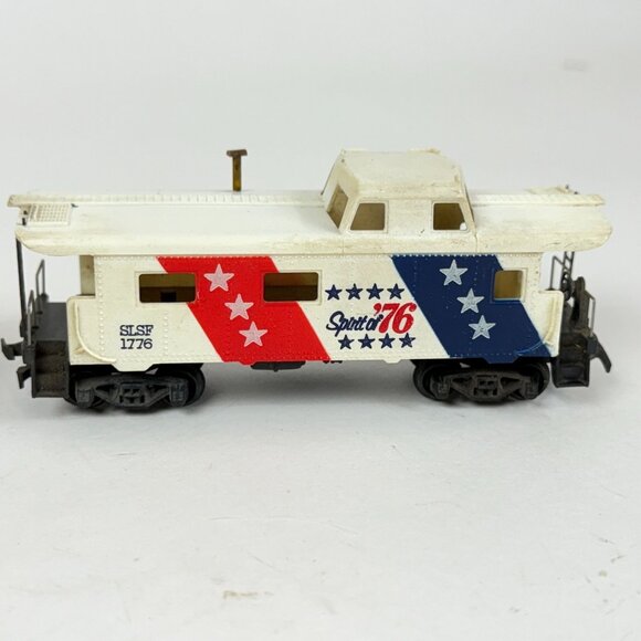 Vintage HO Scale Train Cars Union Carbide Chemical Tanker & Spirit of 76 Caboose - Picture 6 of 7